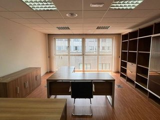 Oficina en alquiler en Alisal - Cazoña - San Román en Santander