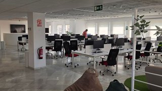 Oficina en alquiler en La Buhaira en Sevilla
