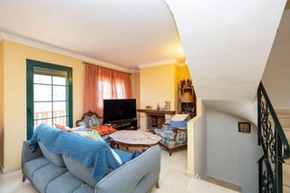 Casa adosada en venta en Crta. De la Sierra en Granada