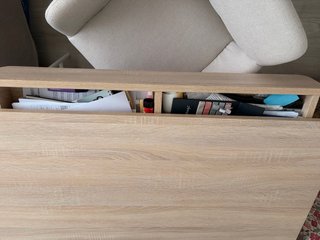 Escritorio Kave Home Madera y Metal