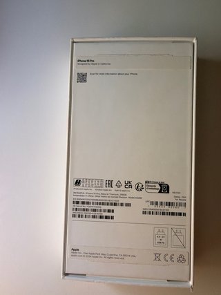 Caja iPhone 16 Pro