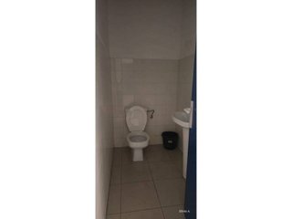 Local comercial en alquiler en Pardinyes - Riu Segre - Mitjana en Lleida