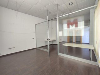 Local comercial en alquiler en Arco Norte - Avda. España en Dos Hermanas