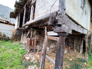 Casa en venta en Piloña