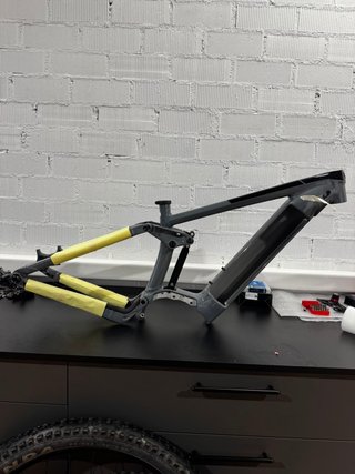 Cuadro Trek Powerfly FS AL S Eléctrica