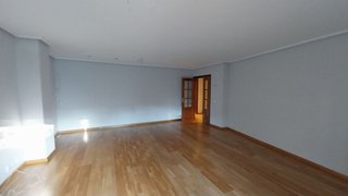 Piso en alquiler en Las Eras de Renueva en León
