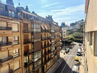 Piso en alquiler en Gros en San Sebastián-Donostia