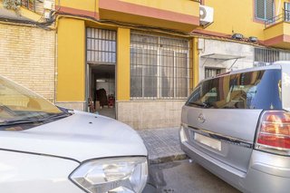 Local comercial en venta en El Cerro en Sevilla