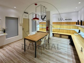Oficina en venta en Comillas en Madrid
