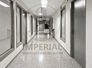 Oficina en venta en Comillas en Madrid