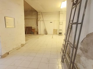 Local comercial en venta en Piscinas en Villarreal