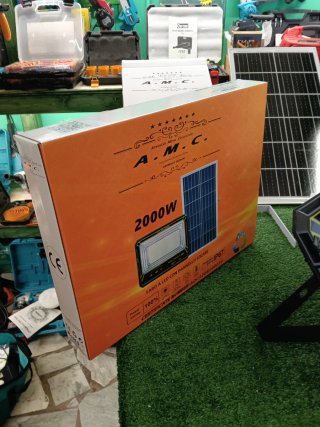 Faro solare A.M.C. 2000W con pannello