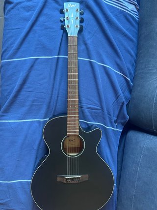Guitarra Electroacústica Cort