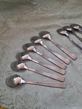 9 Cucchiaini da collezione