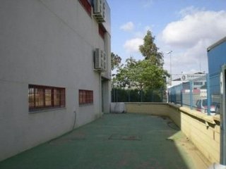Nave industrial en alquiler en La Paz en Alcalá de Guadaira