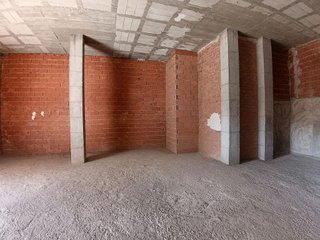 Local comercial en alquiler en Lorquí