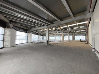 Nave industrial en alquiler en La Paz en Alcalá de Guadaira