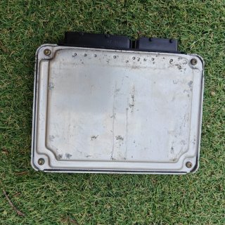 Centralita golf Mk4 R32