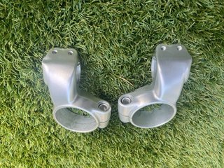 Tijas semi Manillar Triumph Thruxton r 1200