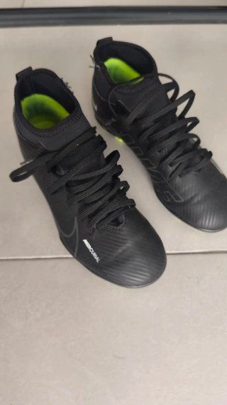 Botas de fútbol Nike Mercurial infantiles