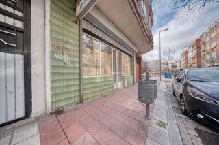 Local comercial en venta en Delicias en Valladolid