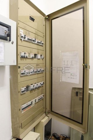 Local comercial en alquiler en Parque Ayala - Jardín de la Abadía - Huelín en Málaga