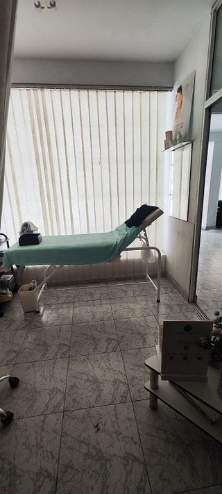 Local comercial en alquiler en Bami - Tabladilla - La Estrella en Sevilla