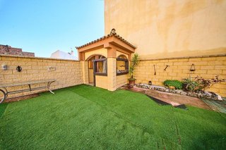 Chalet en venta en Illora