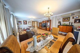 Chalet en venta en Illora