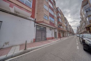 Local comercial en venta en Delicias en Valladolid