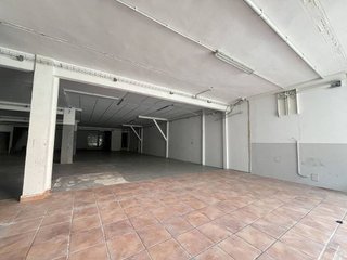 Local comercial en alquiler en El Bon Pastor en Barcelona