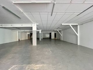 Local comercial en alquiler en El Bon Pastor en Barcelona