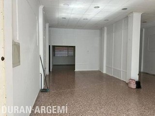 Local comercial en alquiler en Castellbisbal