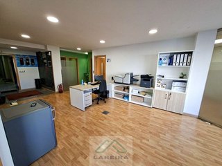 Oficina en venta en Calvario - Santa Rita en Vigo