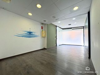 Local comercial en alquiler en Centre - Joan Prim en Granollers