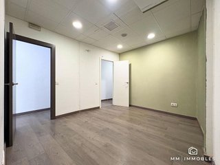 Local comercial en alquiler en Centre - Joan Prim en Granollers