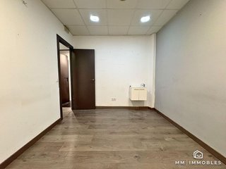 Local comercial en alquiler en Centre - Joan Prim en Granollers