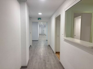 Oficina en alquiler en Vila de Gràcia en Barcelona
