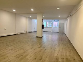 Oficina en alquiler en Vila de Gràcia en Barcelona