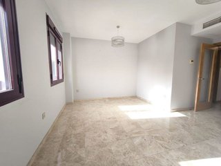 Piso en alquiler en Ciudad Jardín - Zoco en Córdoba