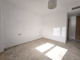 Piso en alquiler en Ciudad Jardín - Zoco en Córdoba