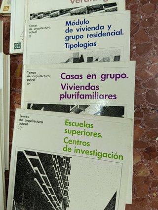 Colección "Temas de arquitectura actual"