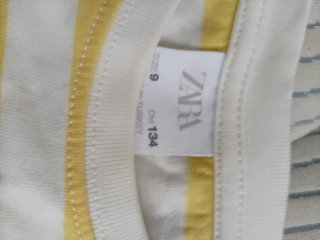 Camiseta niña rayas amarillas y blancas