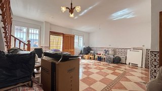 Casa adosada en venta en Illora