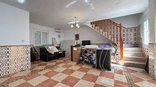 Casa adosada en venta en Illora