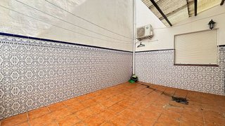 Casa adosada en venta en Illora