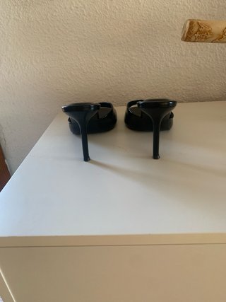 Sandalias tacón negras (talla 38)