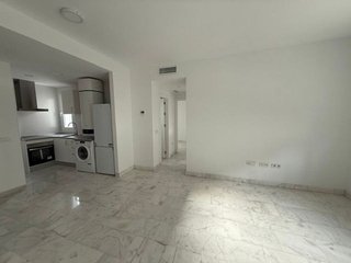 Piso en alquiler en Bellavista en Sevilla