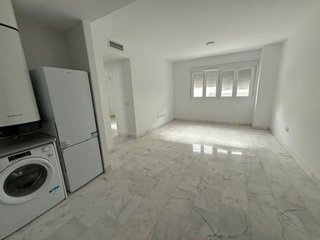 Piso en alquiler en Bellavista en Sevilla