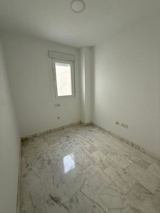 Piso en alquiler en Bellavista en Sevilla